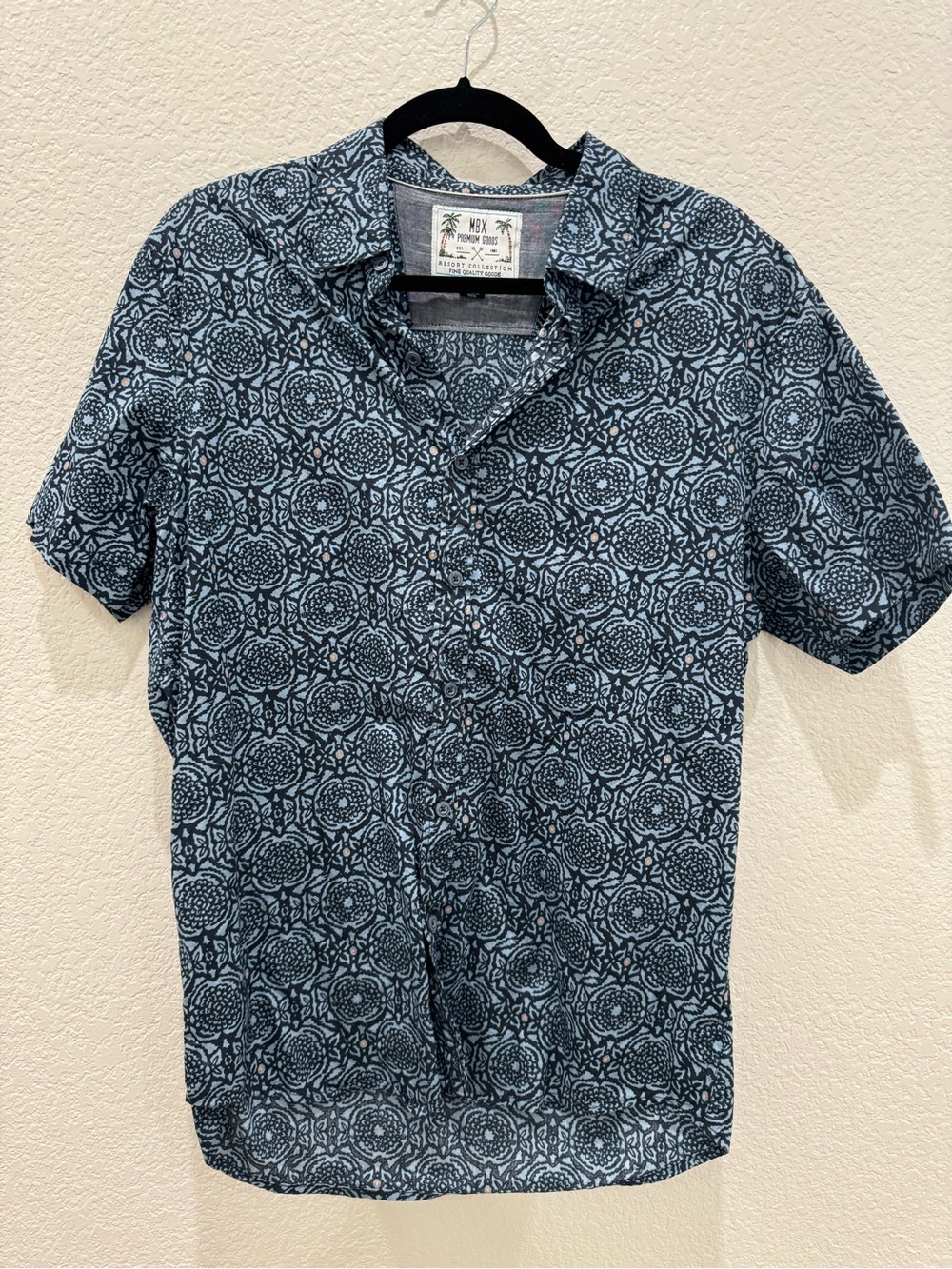 MBX Premium Goods Mens M Resort Shirt Blue Floral 100% Cotton Button Up